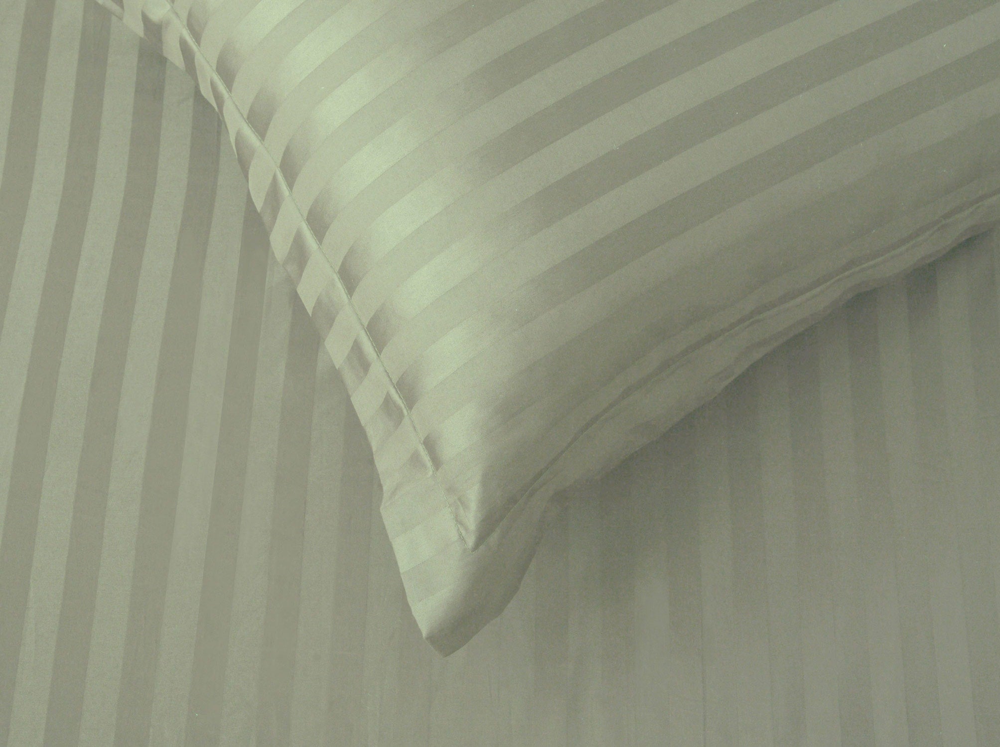 Seacrest Stripe Satin T-250 Quilt Cover Set