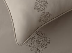 Sepia Tint T-400 Embroidered Quilt Cover Set