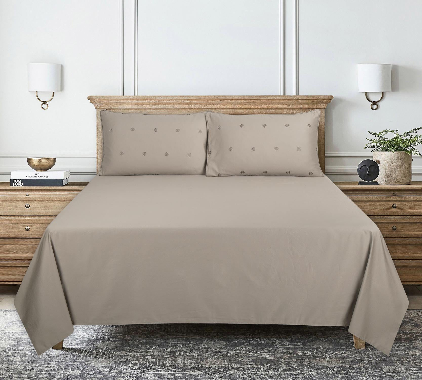 Sepia Tint T-400 Embroidered Bed Sheet Set