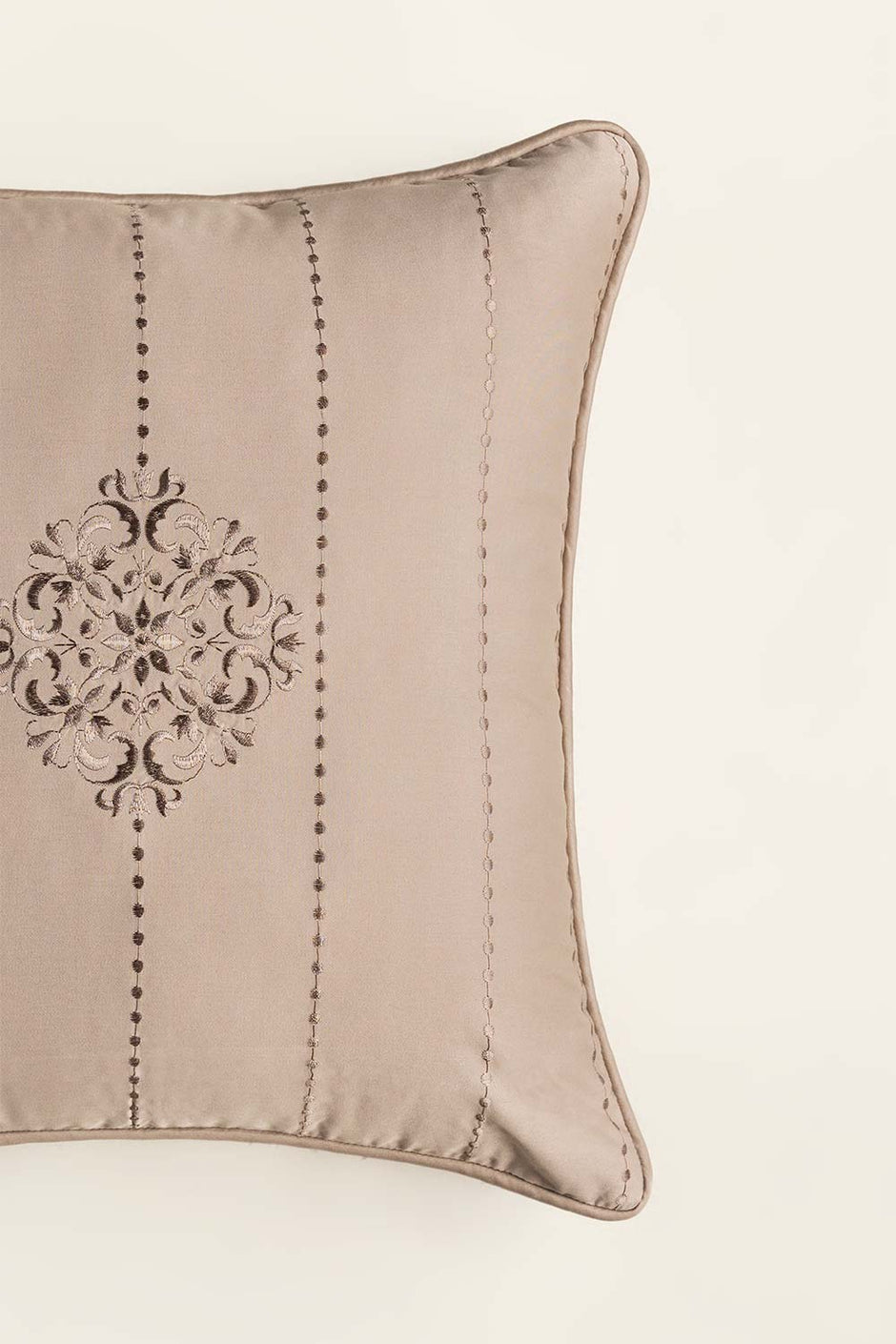 Sepia Tint T-400 Embroidered Square Cushion Cover