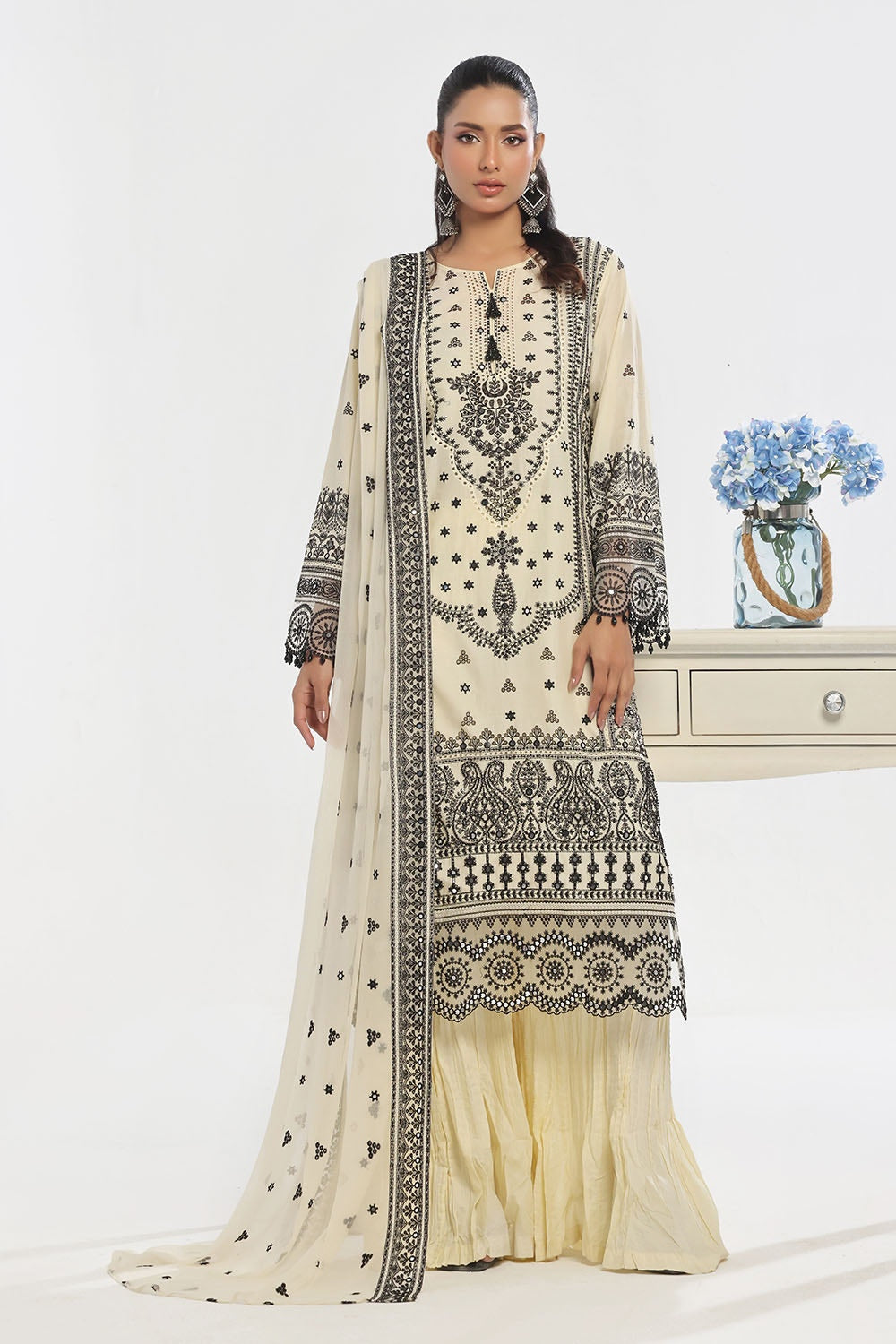 3 Piece Unstitched Embroidered Lawn Suit with Embroidered Chiffon Dupatta PM-52057