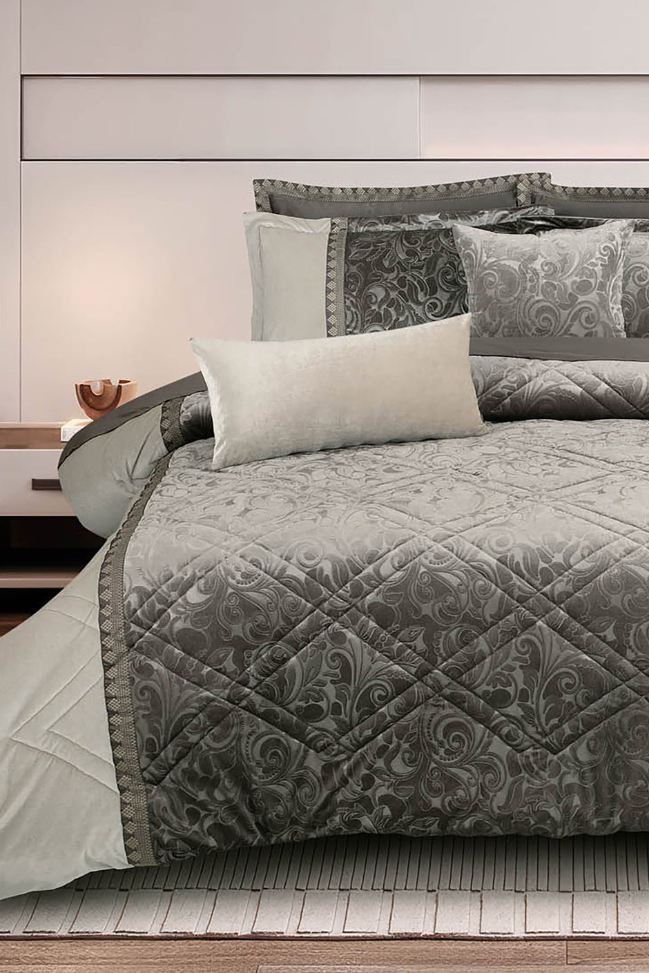 Sleet Velvet Embossed Comforter Set