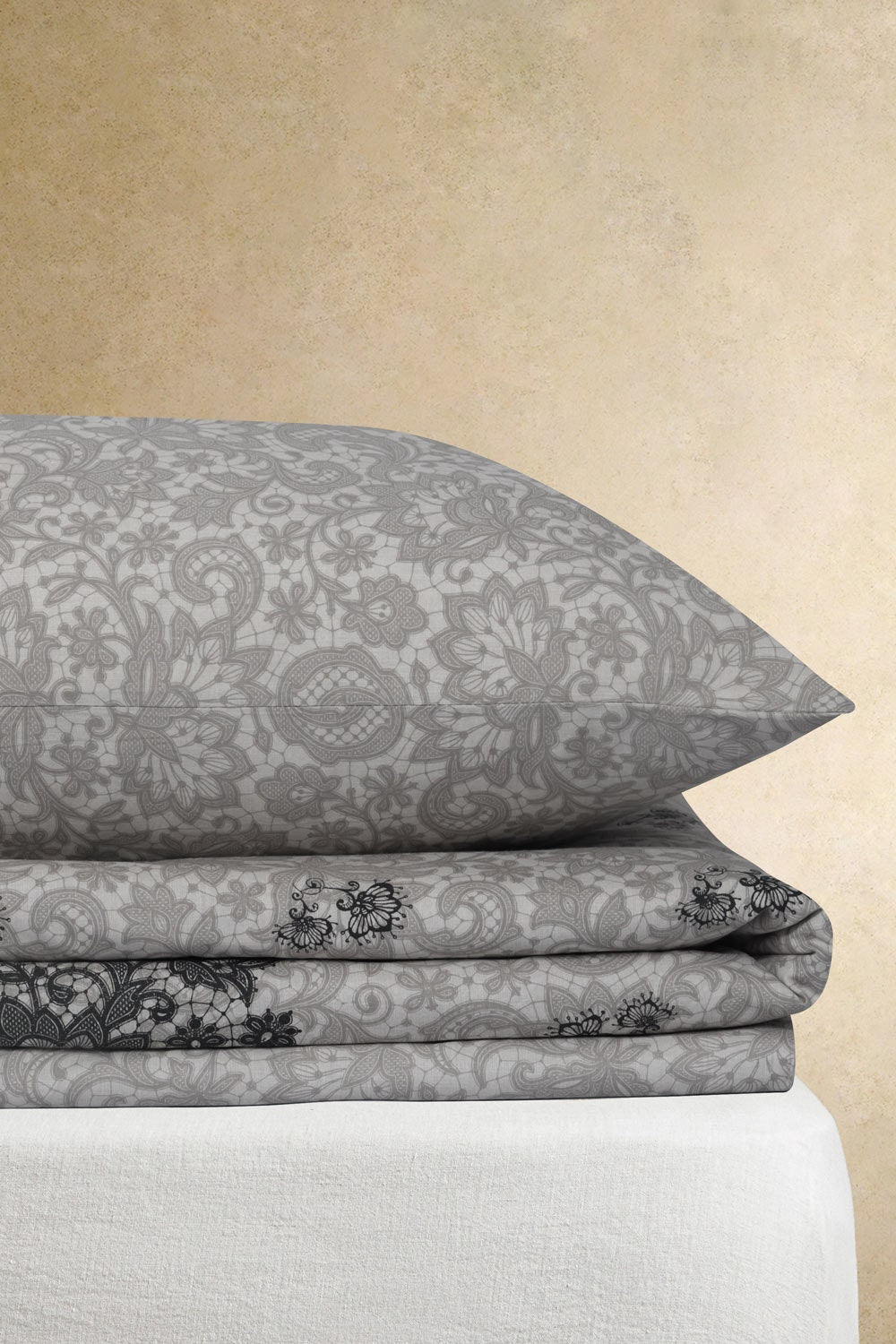 SS24-057 Bed Sheet Set