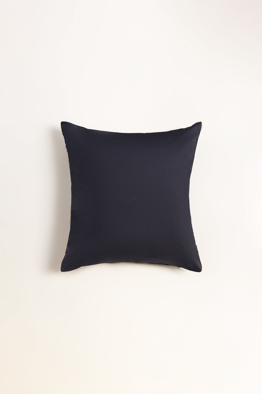 SS25-DEC-005 Cushion Cover
