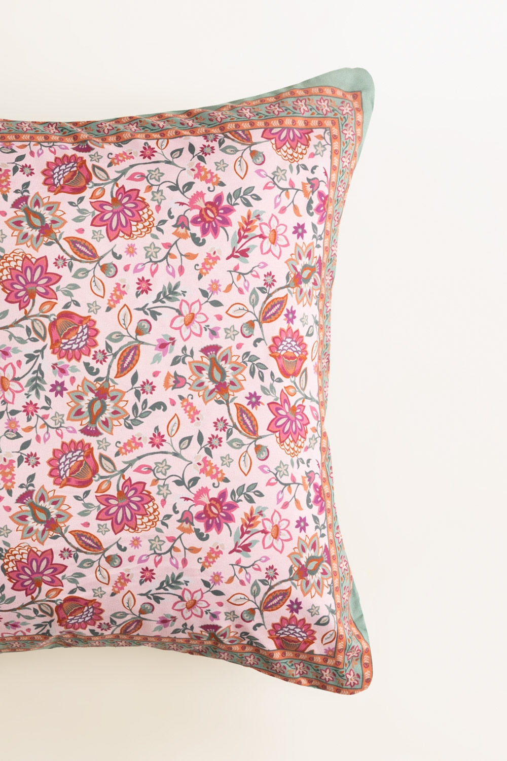 SS25-DGC -014 Digital Printed Cushion Cover
