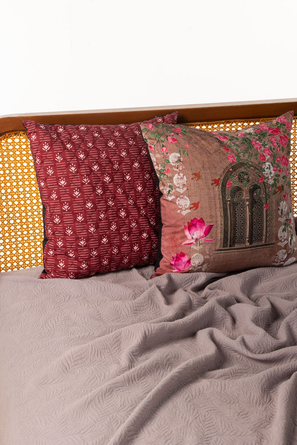SS25-DGC -016 Digital Printed Cushion Cover