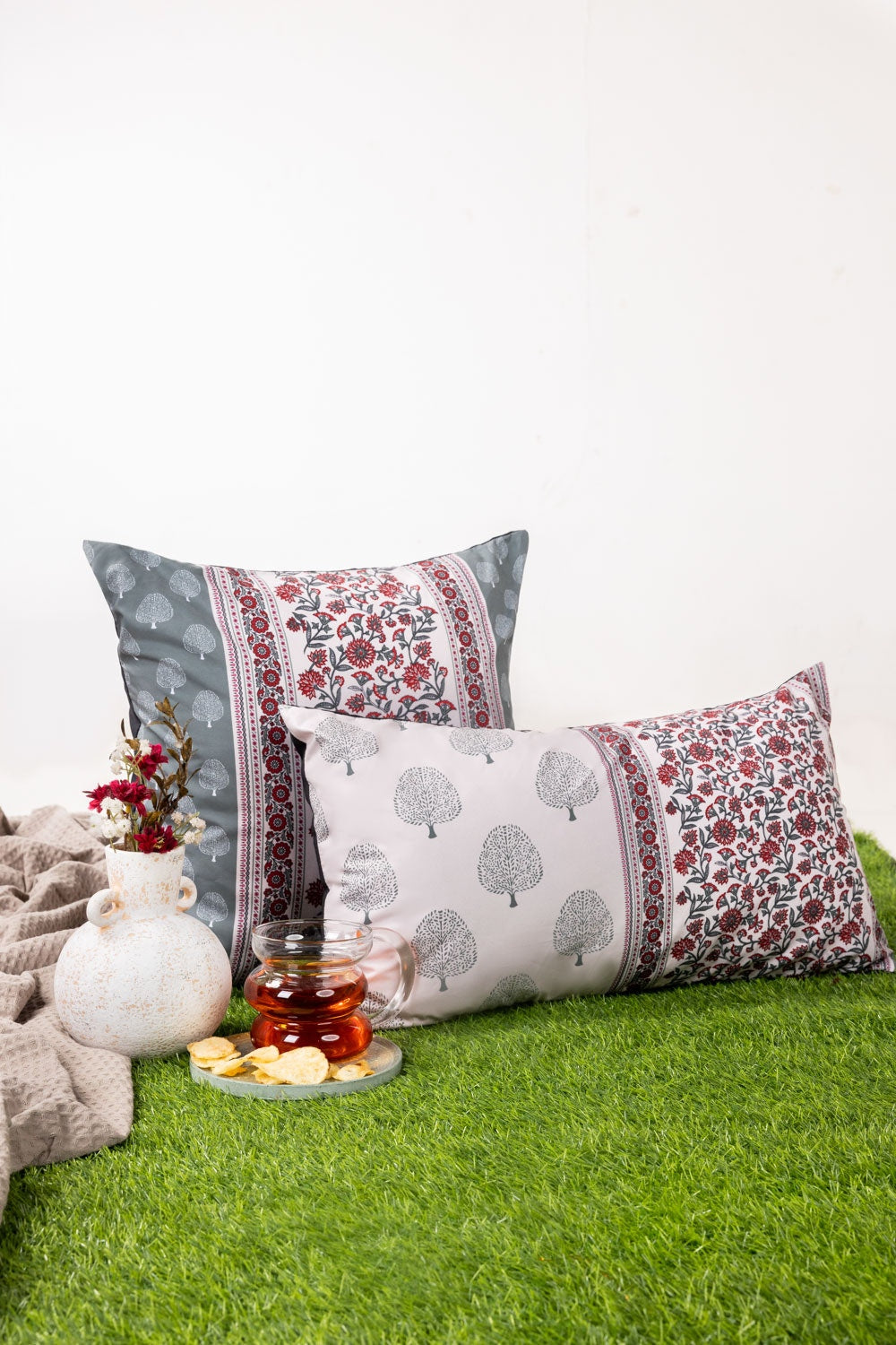 SS25-DGC -019 Digital Printed Cushion Cover