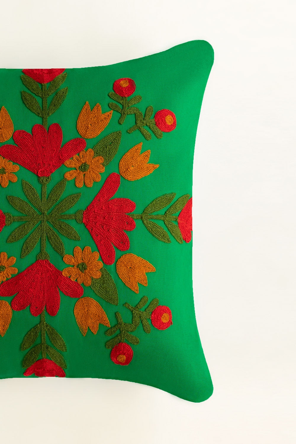 SS25-EC-011 Embroidered Cushion Cover