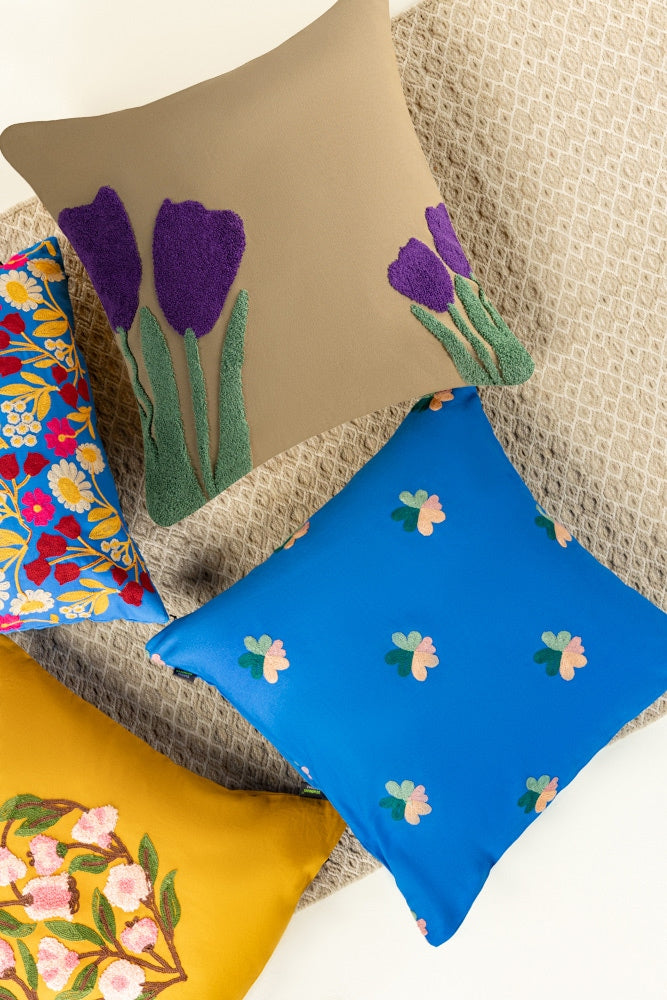 SS25-EC-018 Terry Embroidered Cushion Cover