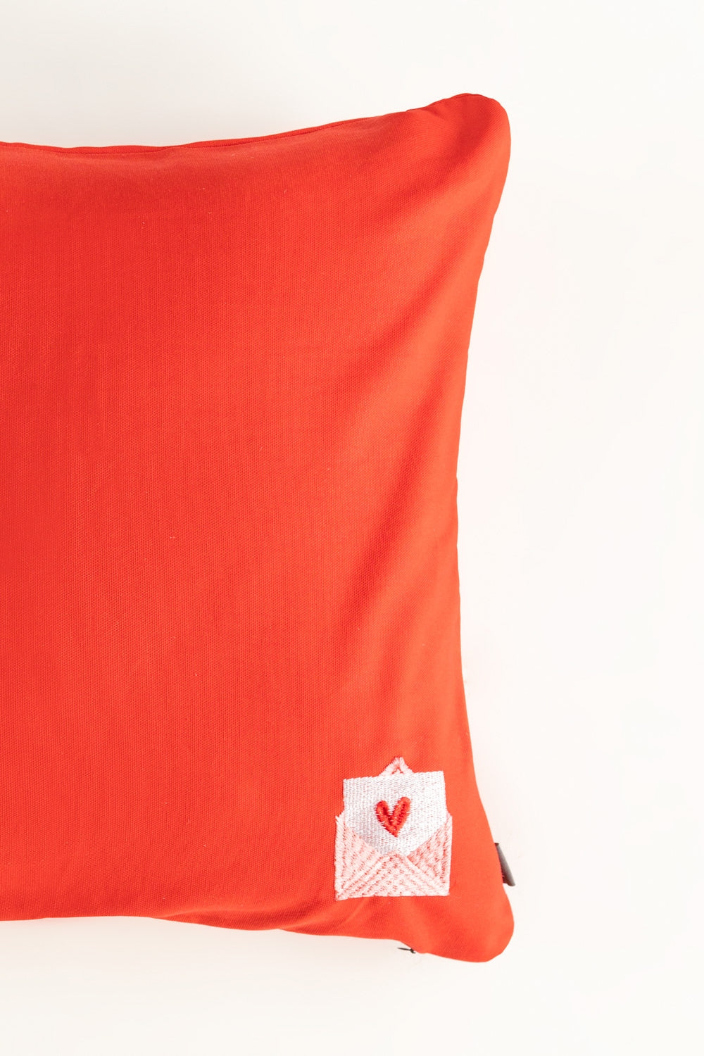 SS25-EC-028 Terry Embroidered Cushion