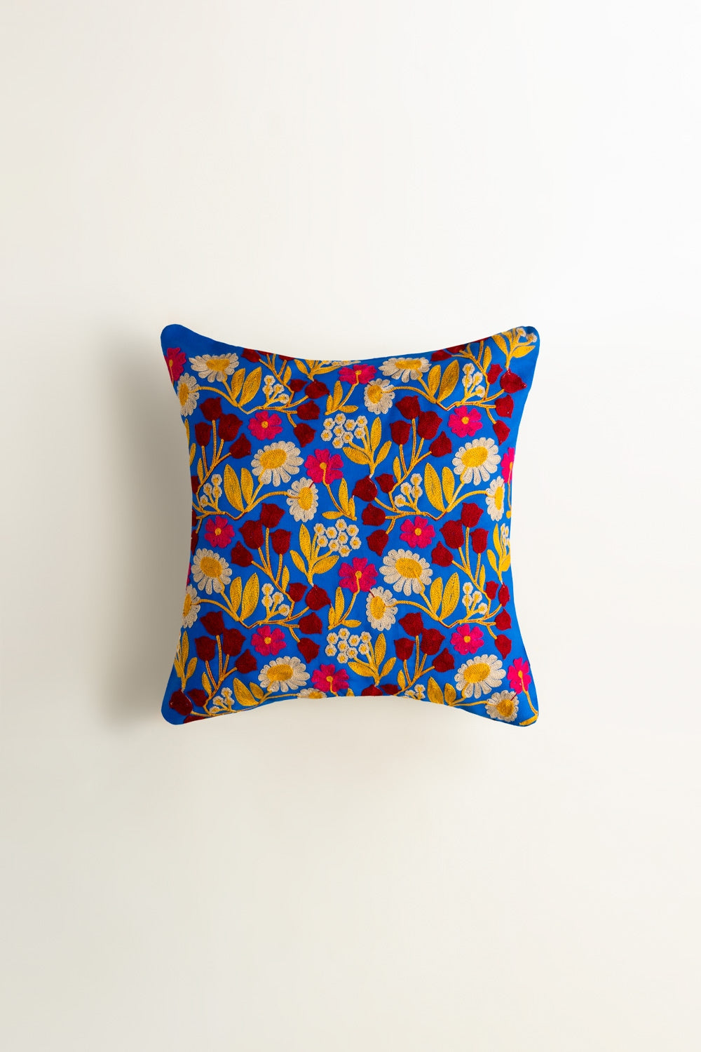 SS25-EC-039 Terry Embroidered Cushion Cover