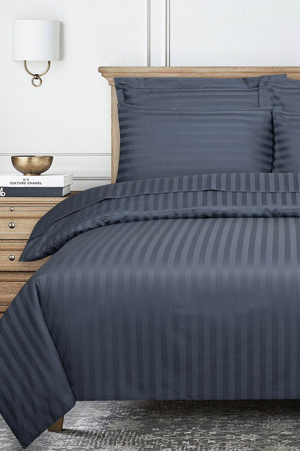 Stromy Stripe Satin T-250 Quilt Cover Set