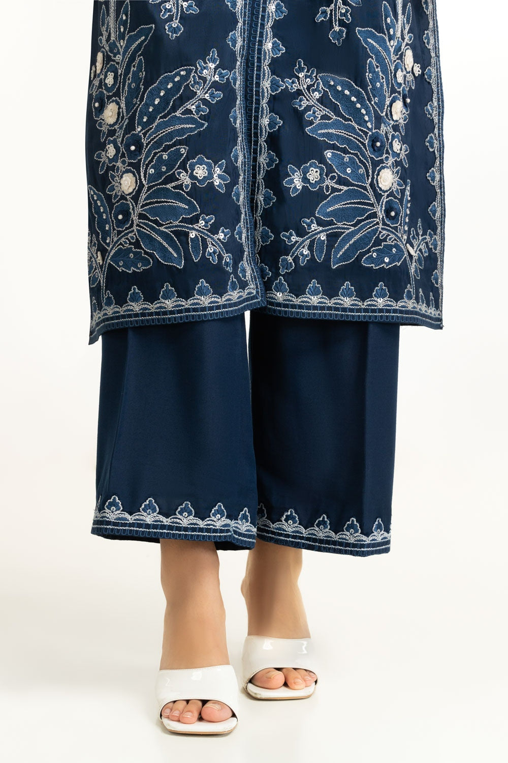 Swiss Lawn Slub Embroidered Shirt And Trouser IPST-44729