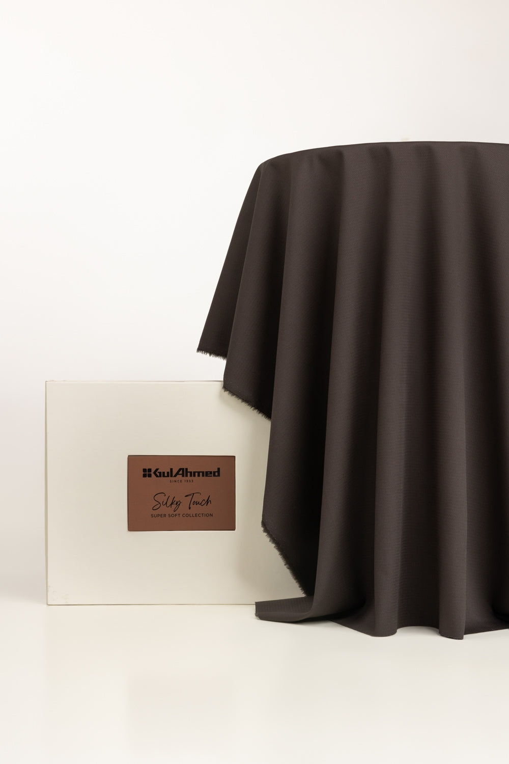 Tanabana Royal HB 13 Unstitched Fabric Cotton with Gift Box