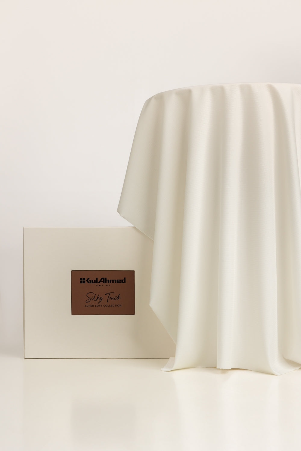 Tanabana Royal HB 13 Unstitched Fabric Cotton with Gift Box