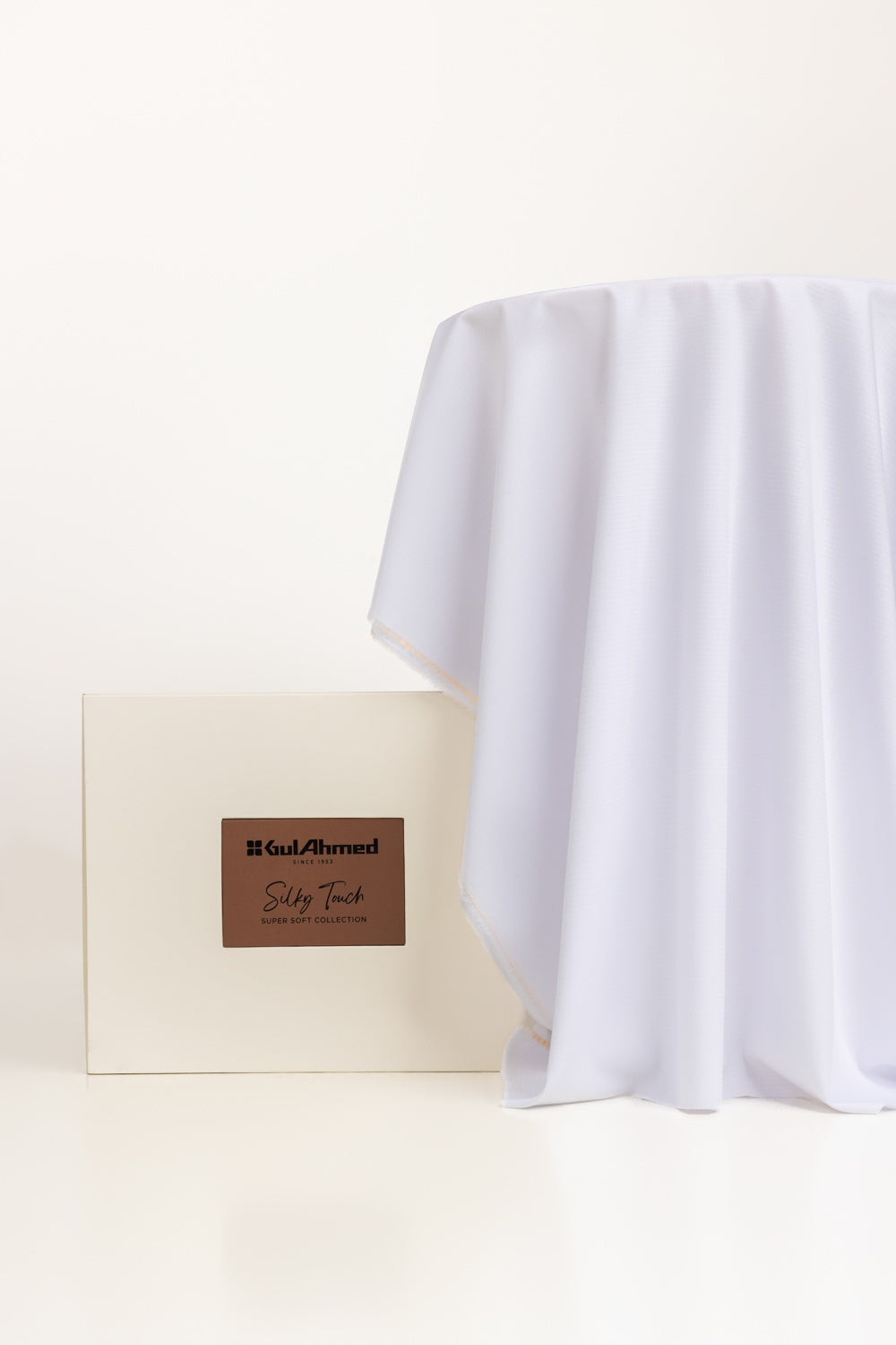 Tanabana Royal HB 13 Unstitched Fabric Cotton with Gift Box