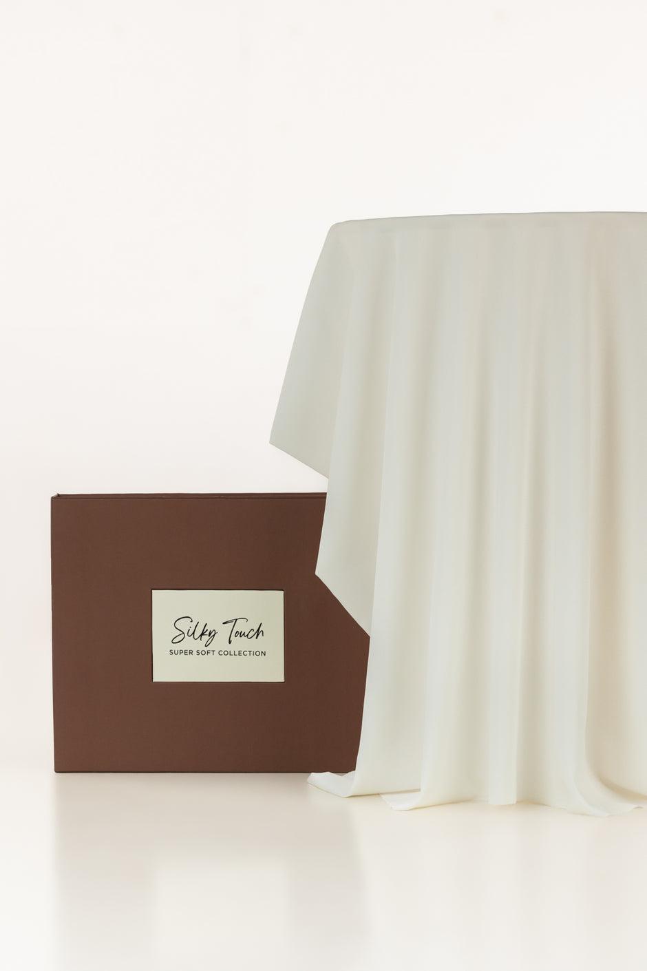 Tanabana Royal HMB 04 Unstitched Fabric Cotton with Gift Box