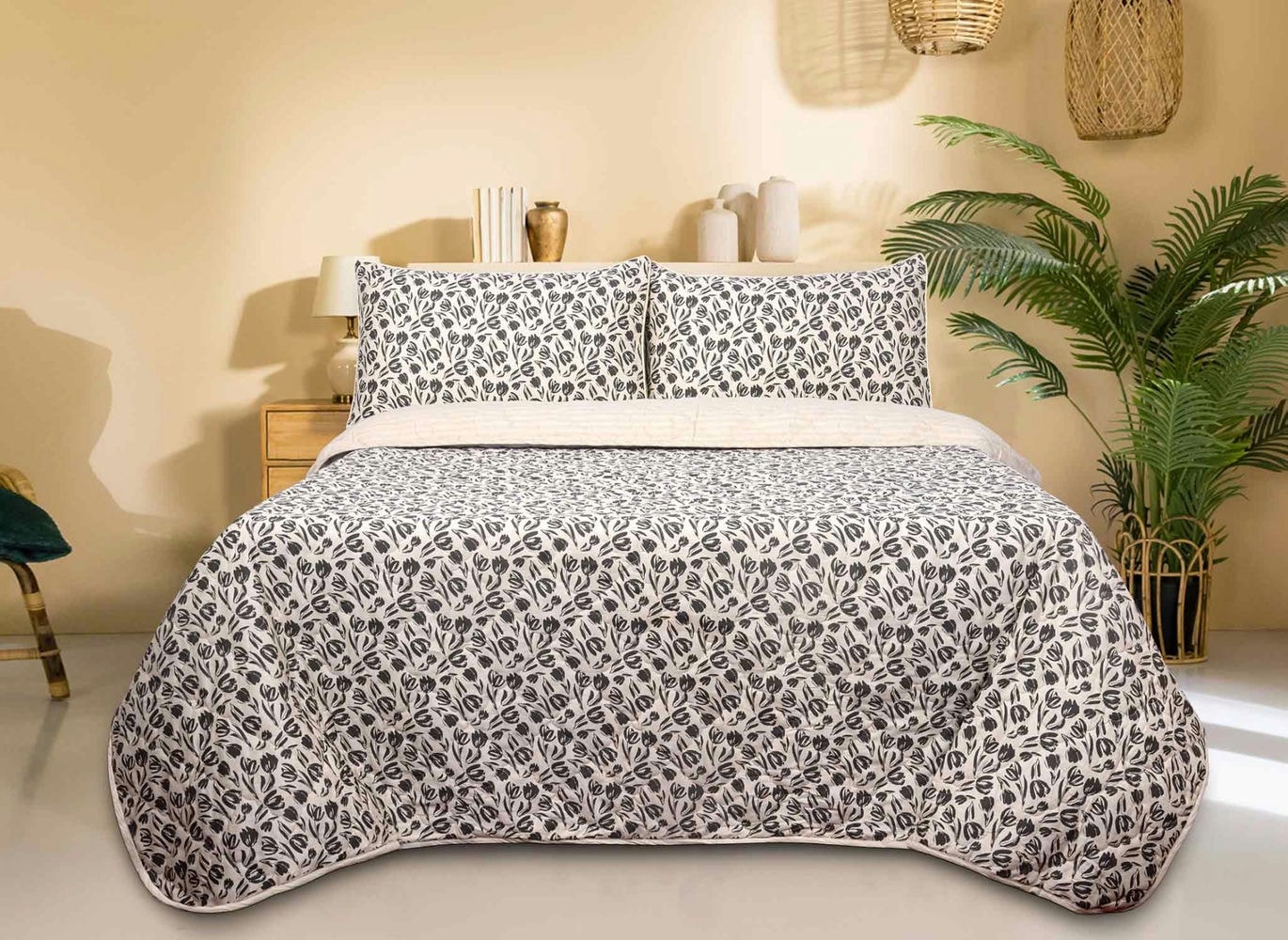 Tulip T-200 Bed Throw