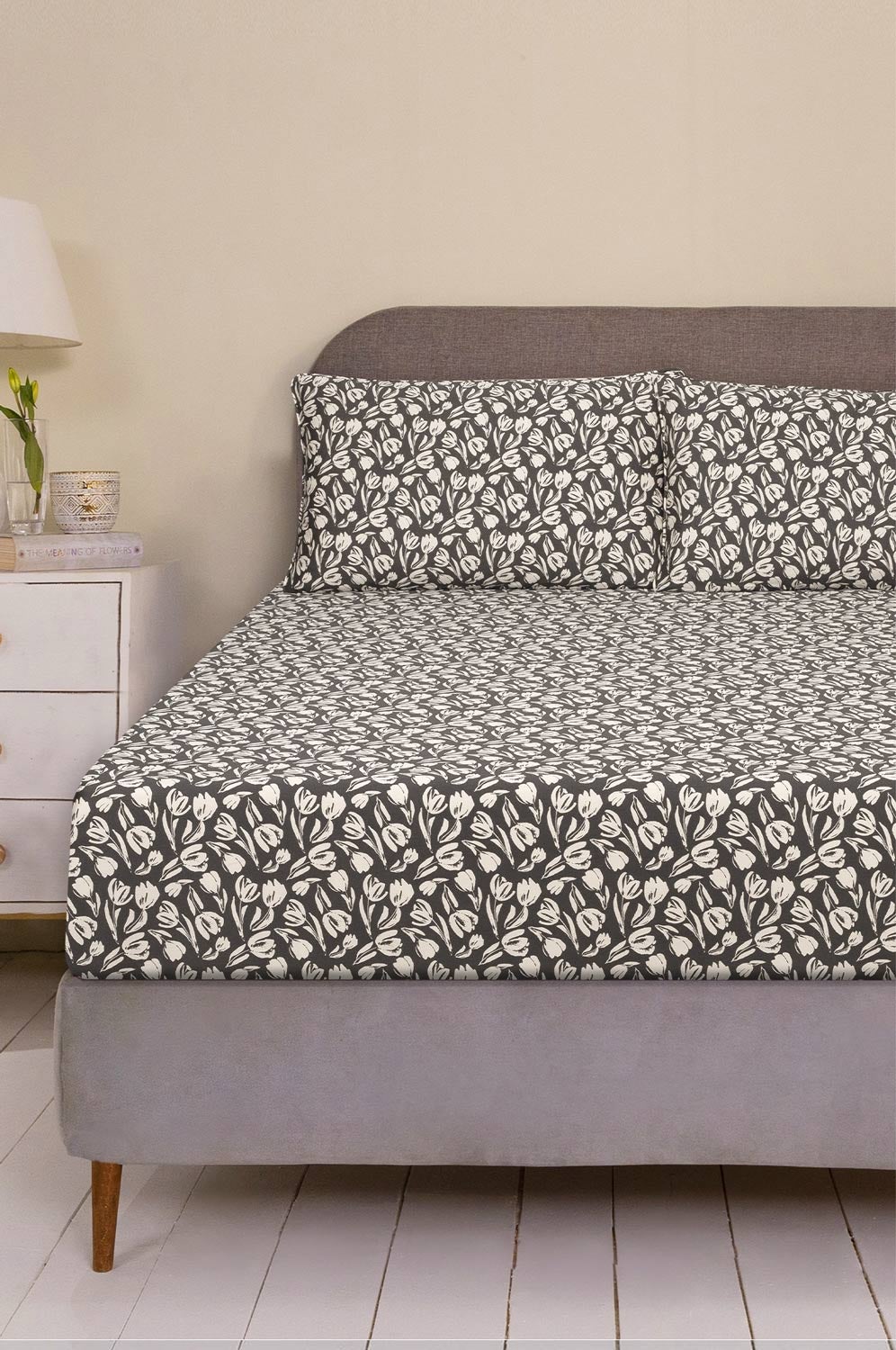 Tulip T-200 Fitted Sheet Set