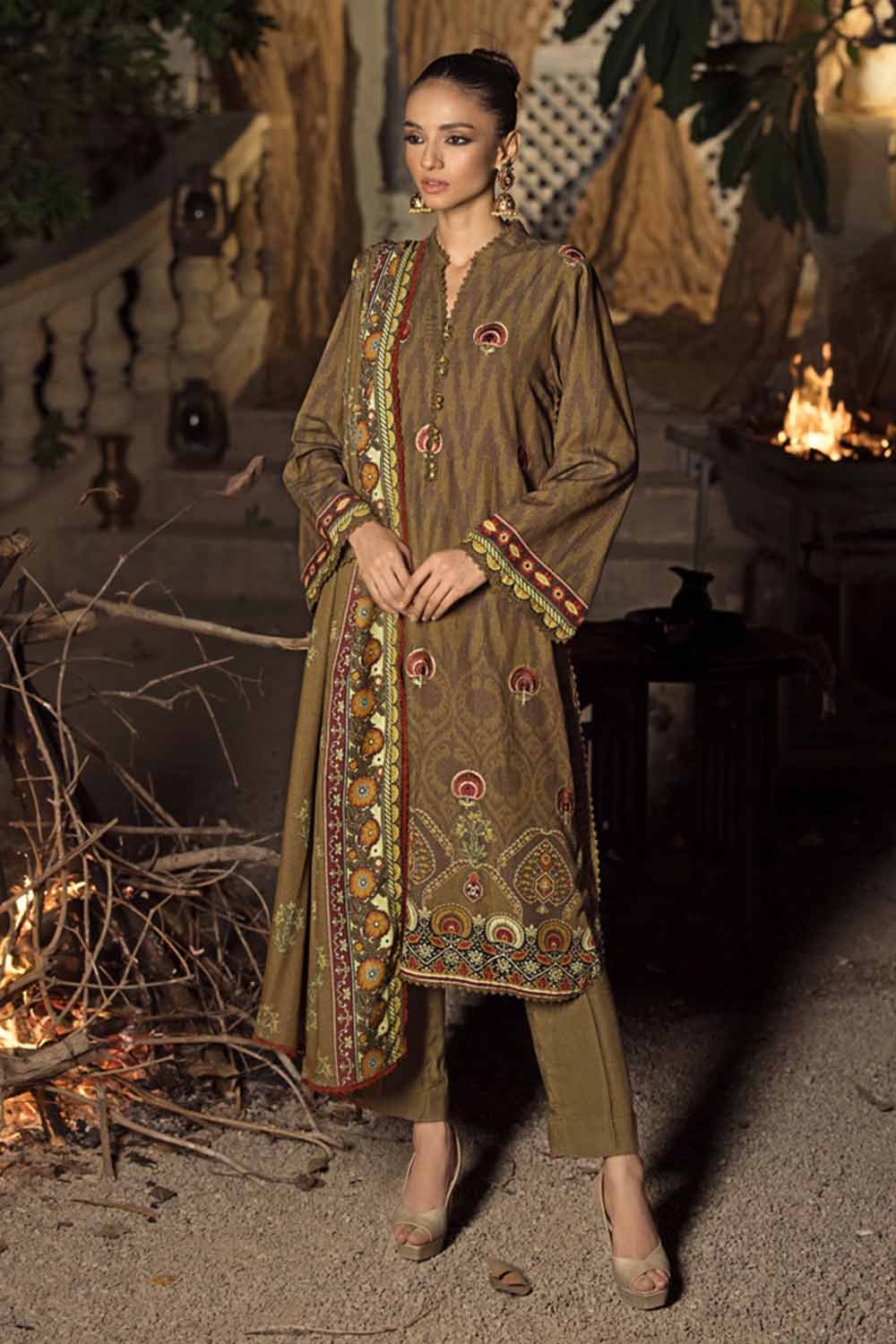 3 Piece Embroidered Digital Printed Karandi Unstitched Suit