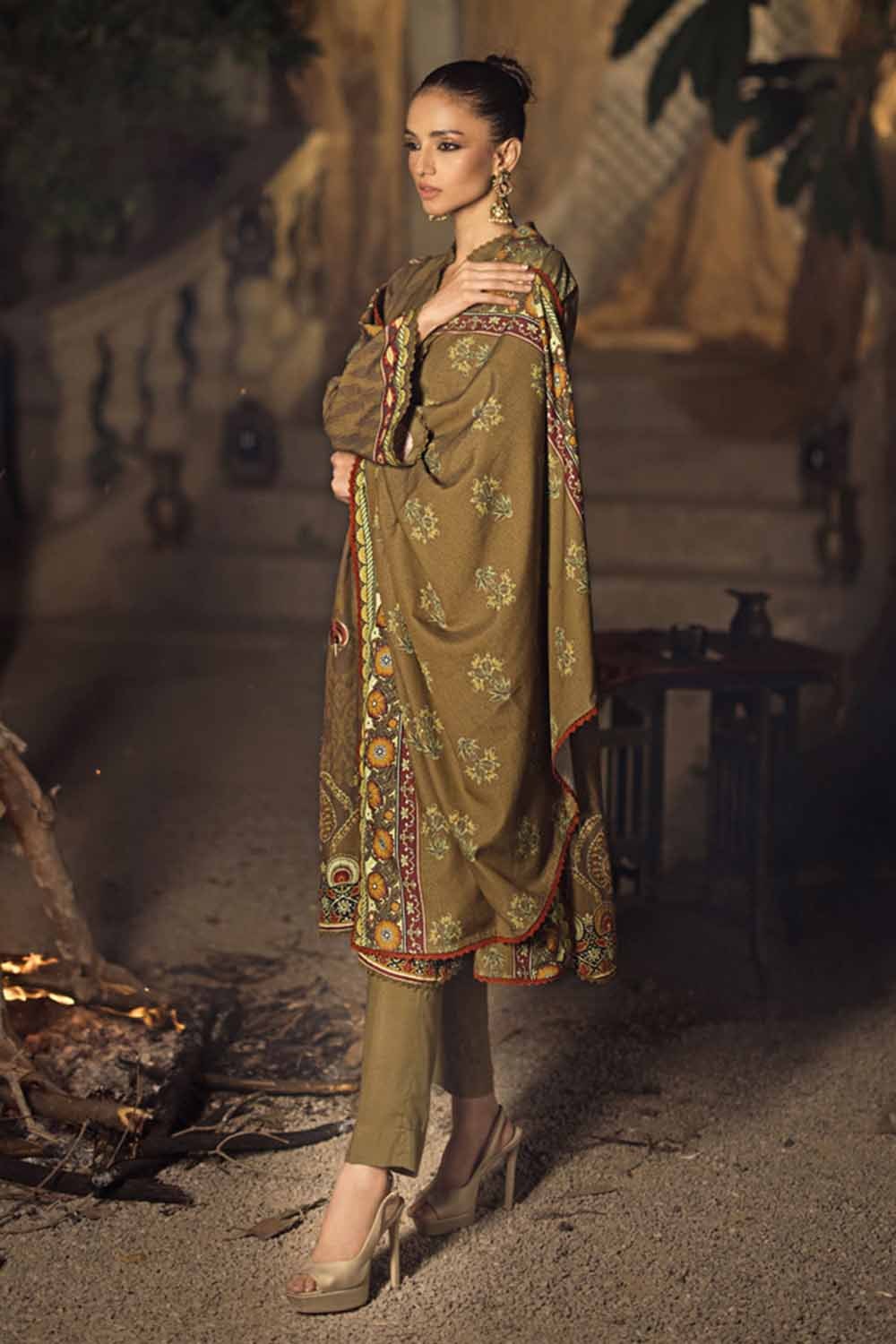 3 Piece Embroidered Digital Printed Karandi Unstitched Suit