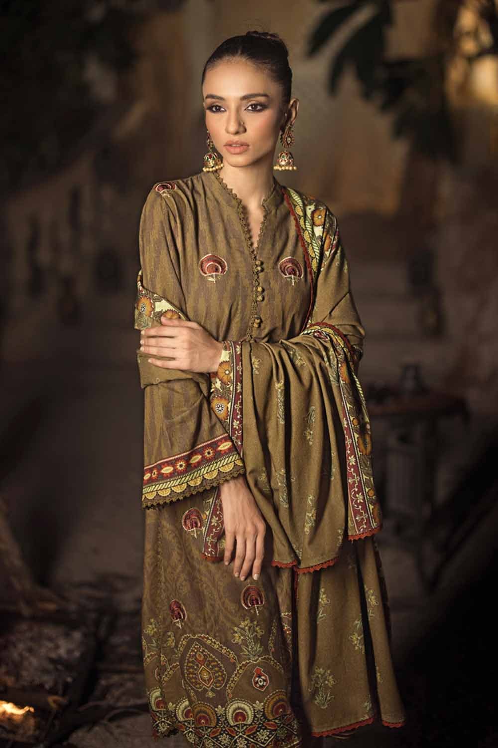 3 Piece Embroidered Digital Printed Karandi Unstitched Suit
