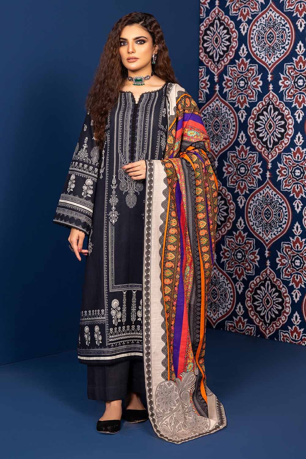 3 Piece Khaddar Printed Unstitched Suit