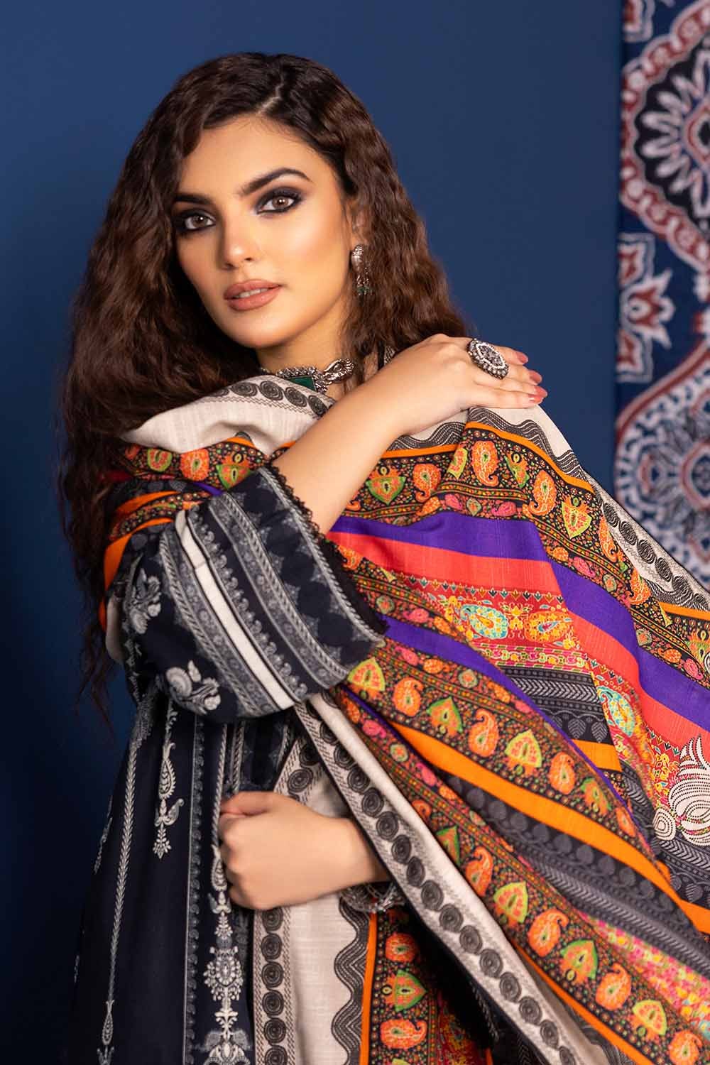 3 Piece Khaddar Printed Unstitched Suit