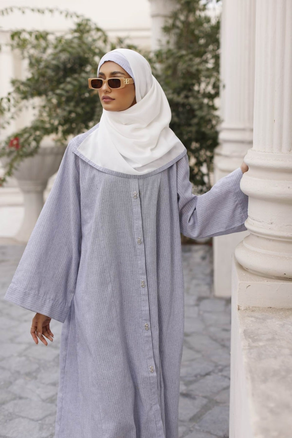 Nisa Stripes Abaya With Dyed Scarf