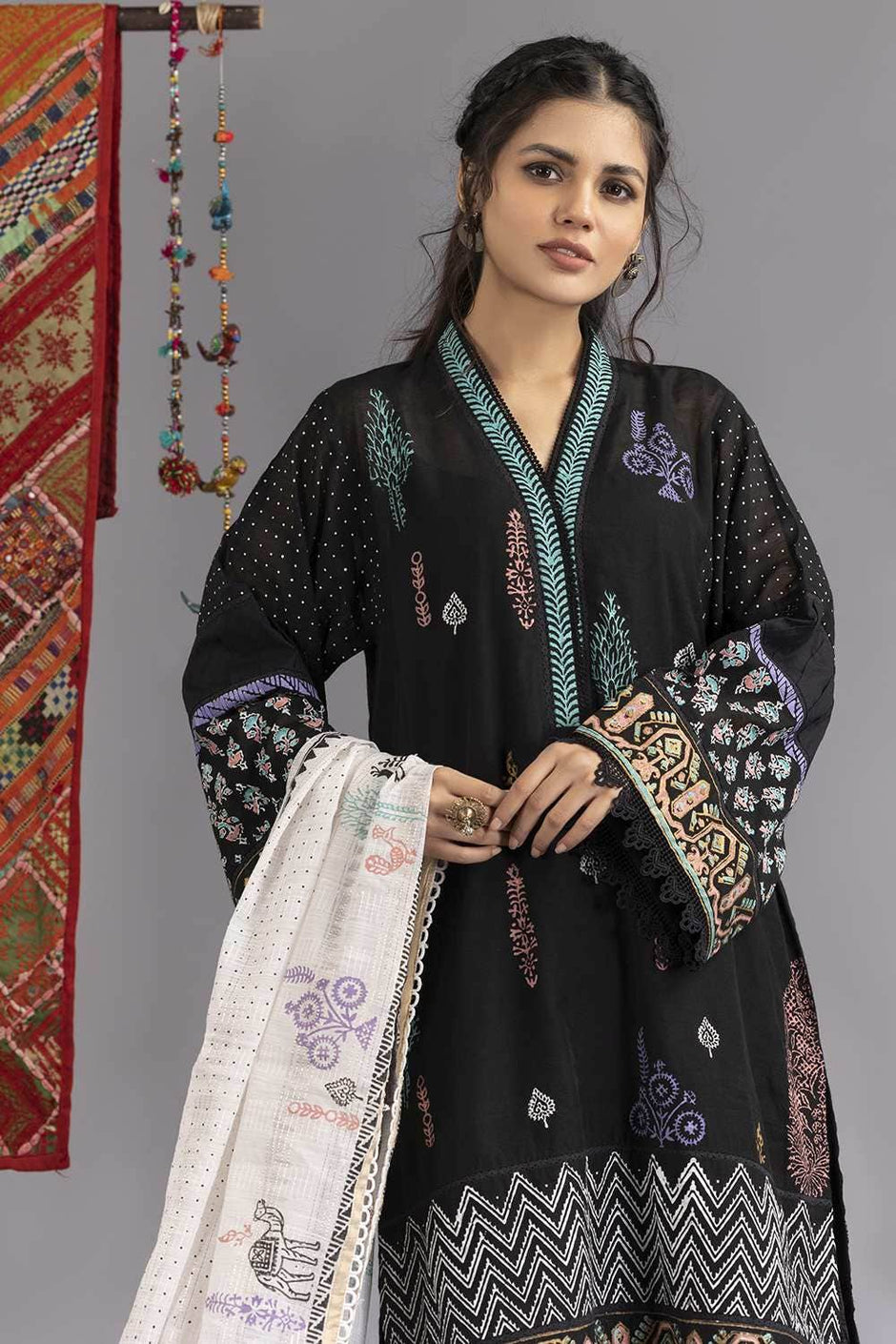 Tehwaar Block Printed Shirt And Dyed Trouser With Block Printed Dupatta