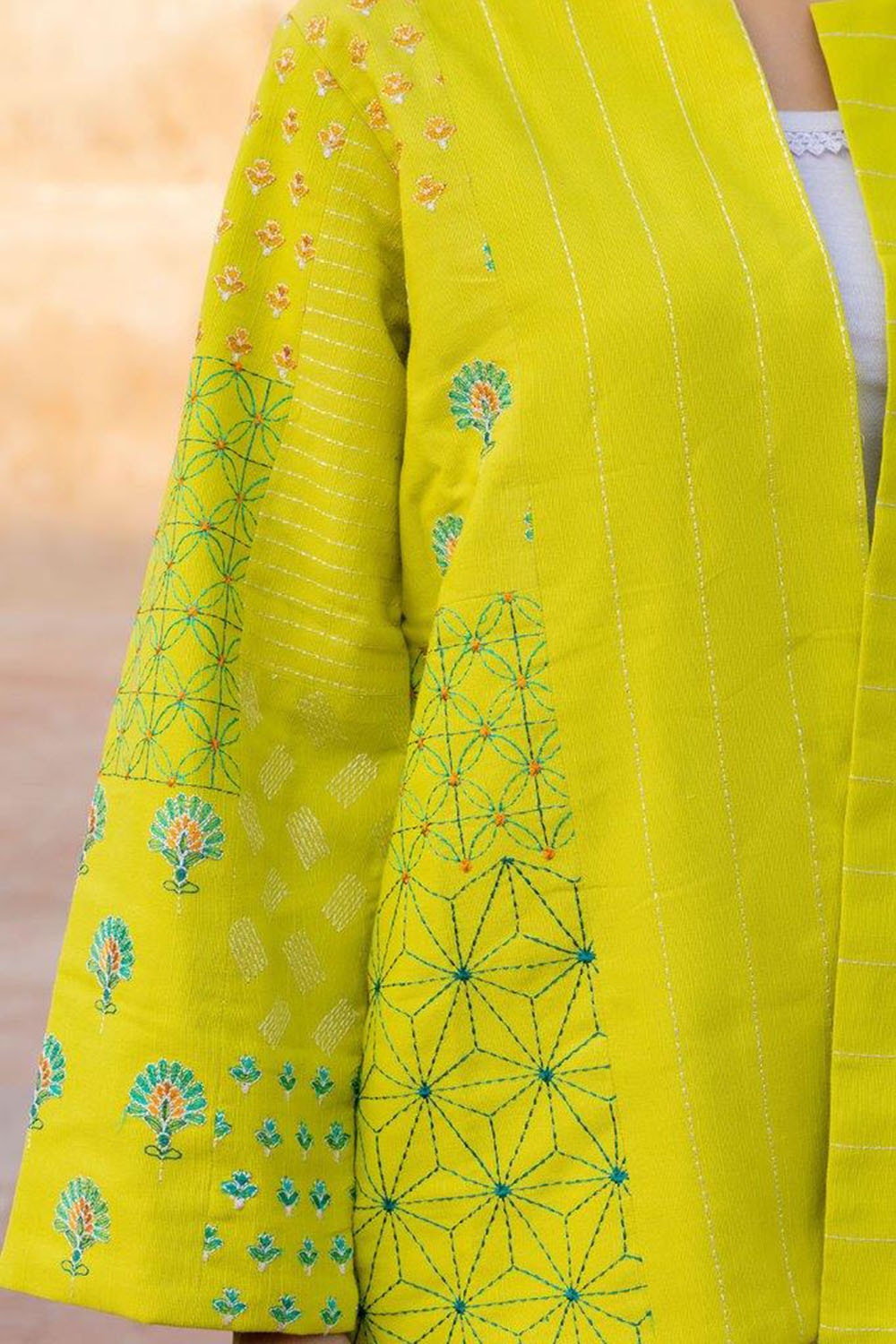 Khaddar Embroidered Crop Jacket WGK-KDW-DE-3003