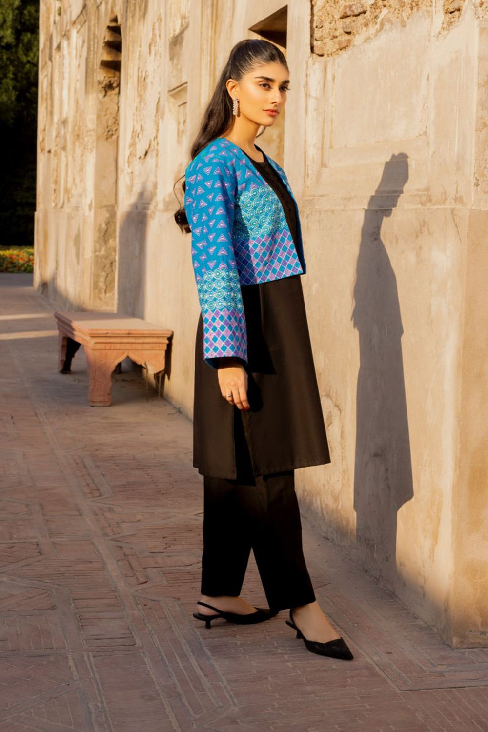 Khaddar Embroidered Crop Jacket WGK-KDW-DE-3005