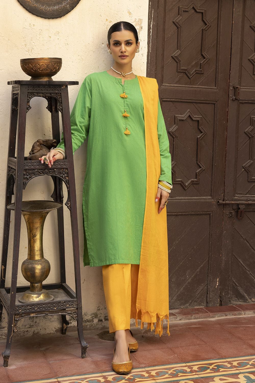 Yarn Dyed Shirt And Trouser With Dupatta WGK-YDS-DE-2562