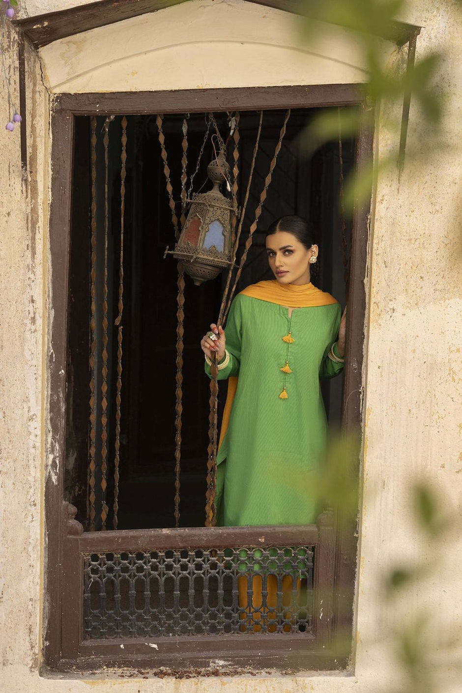 Yarn Dyed Shirt And Trouser With Dupatta