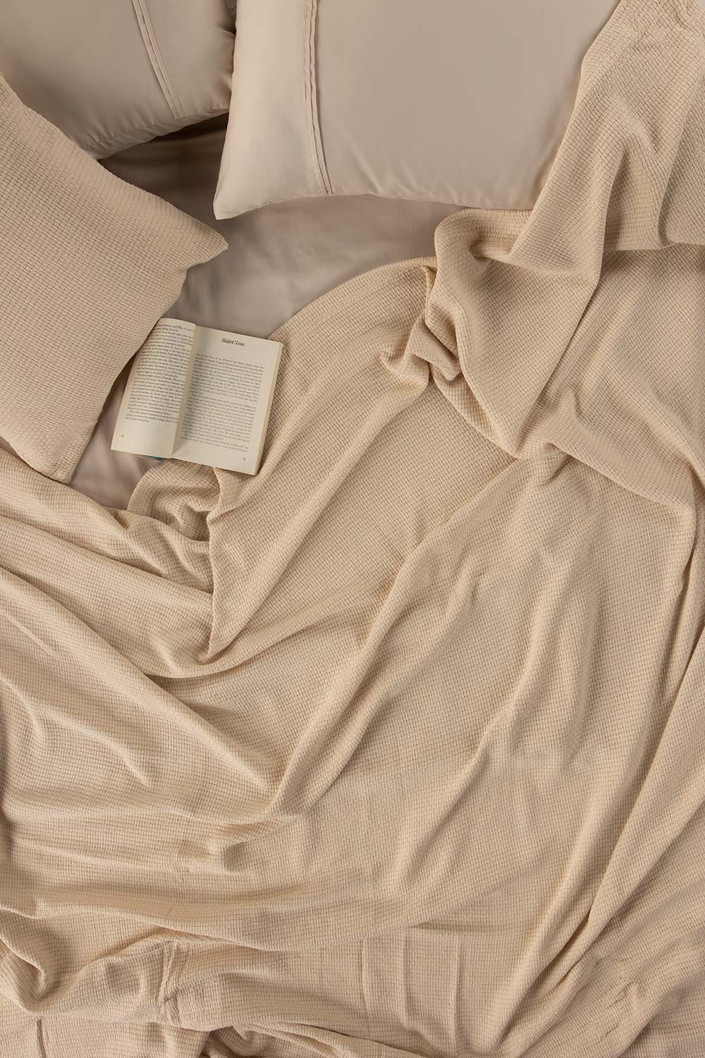 Whisper White Thermal Blanket