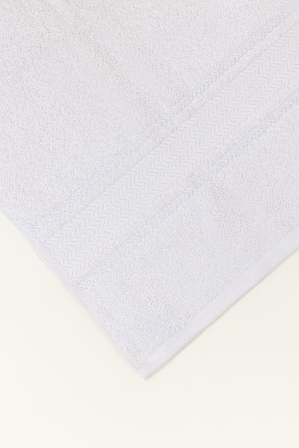 White Combed Towel Viscose 25