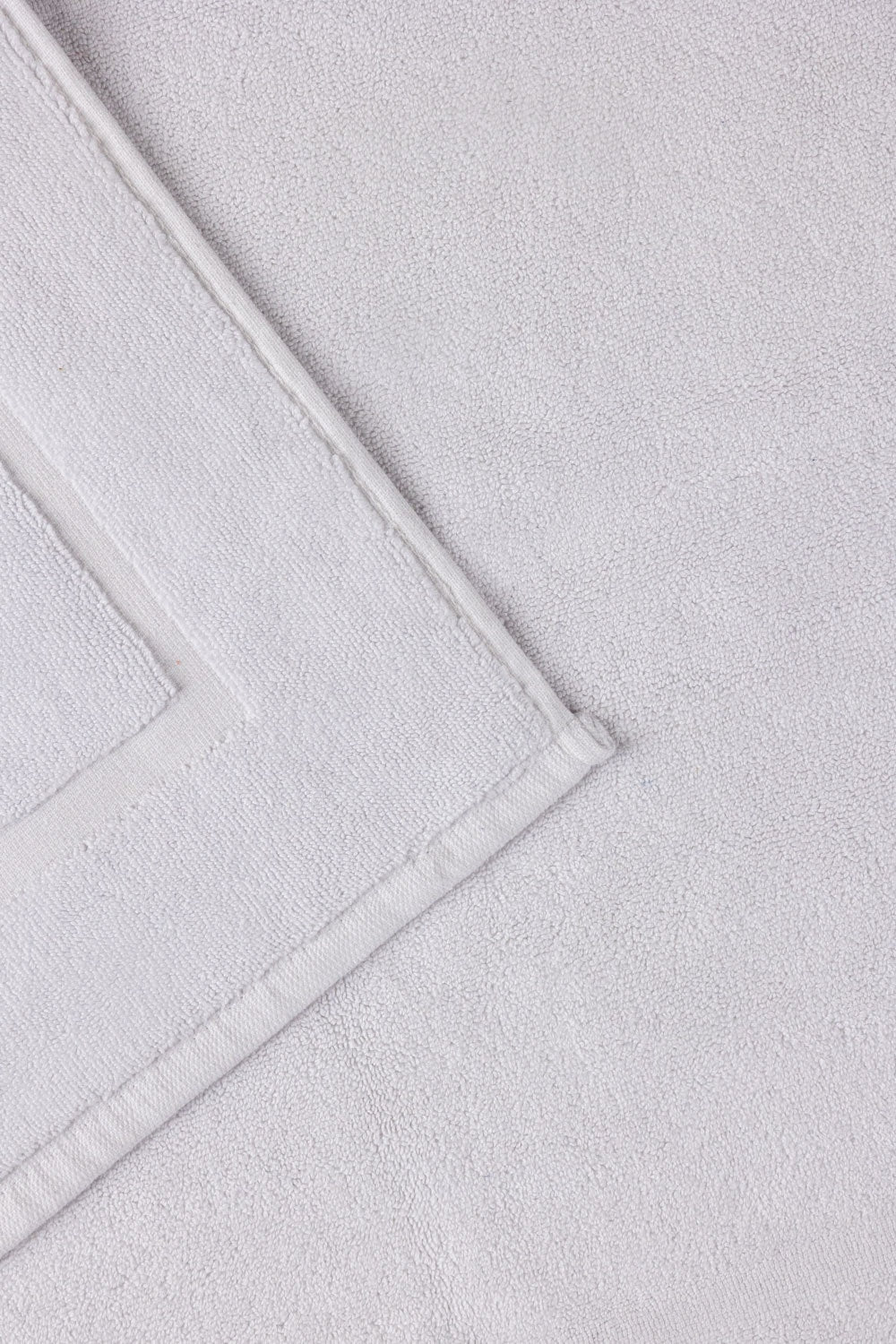 SS25-White Terry Bath Mat