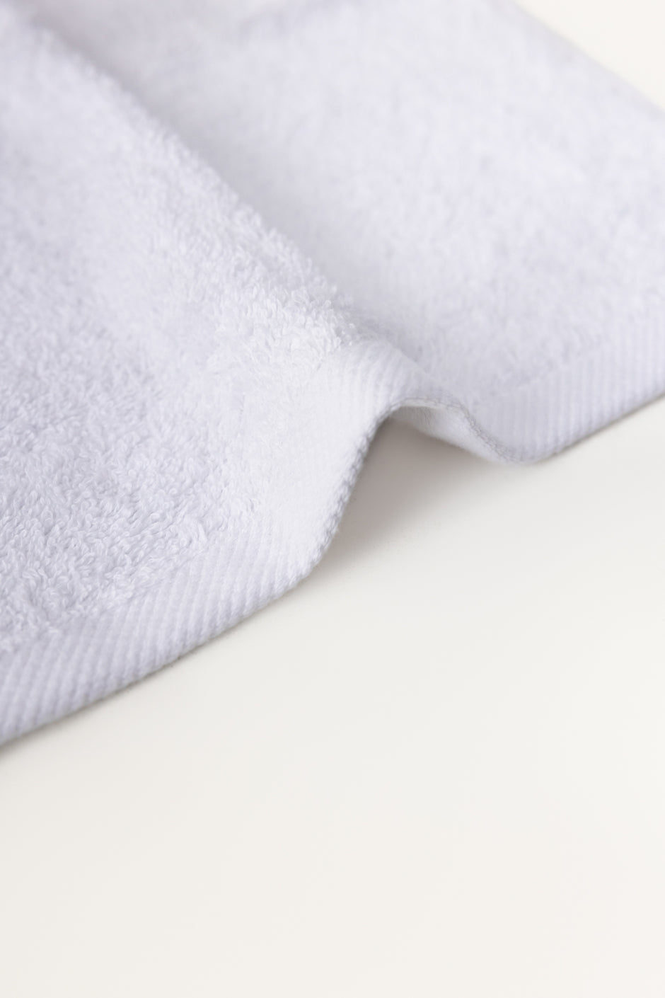 White 4 Pcs Combed Face Towel Set