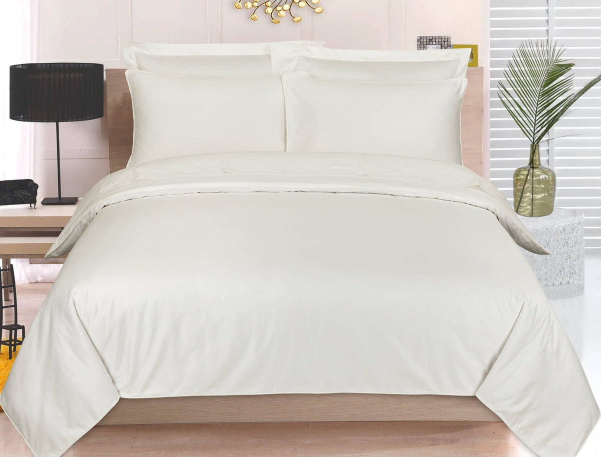 Plain White T-600 Quilt Cover Set