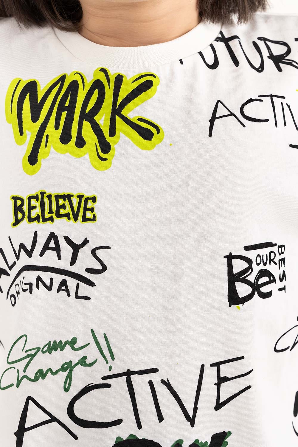 Junior Boy White Round Neck T-Shirt 224-313-018