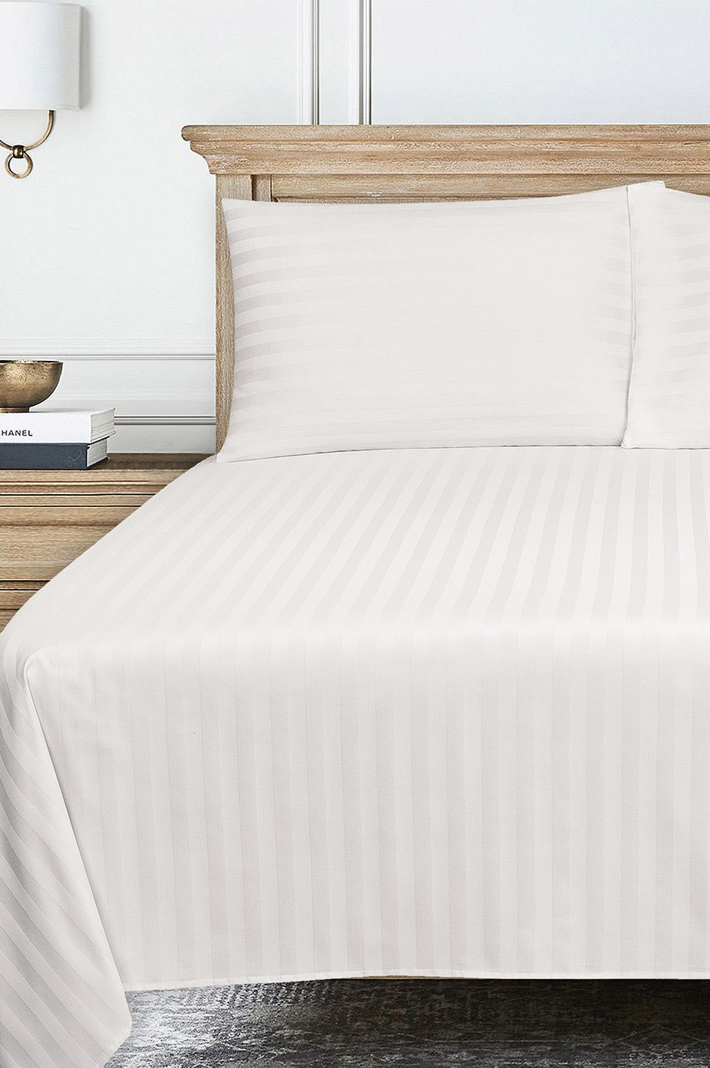 White Stripe Satin T-250 Bed Sheet Set 24