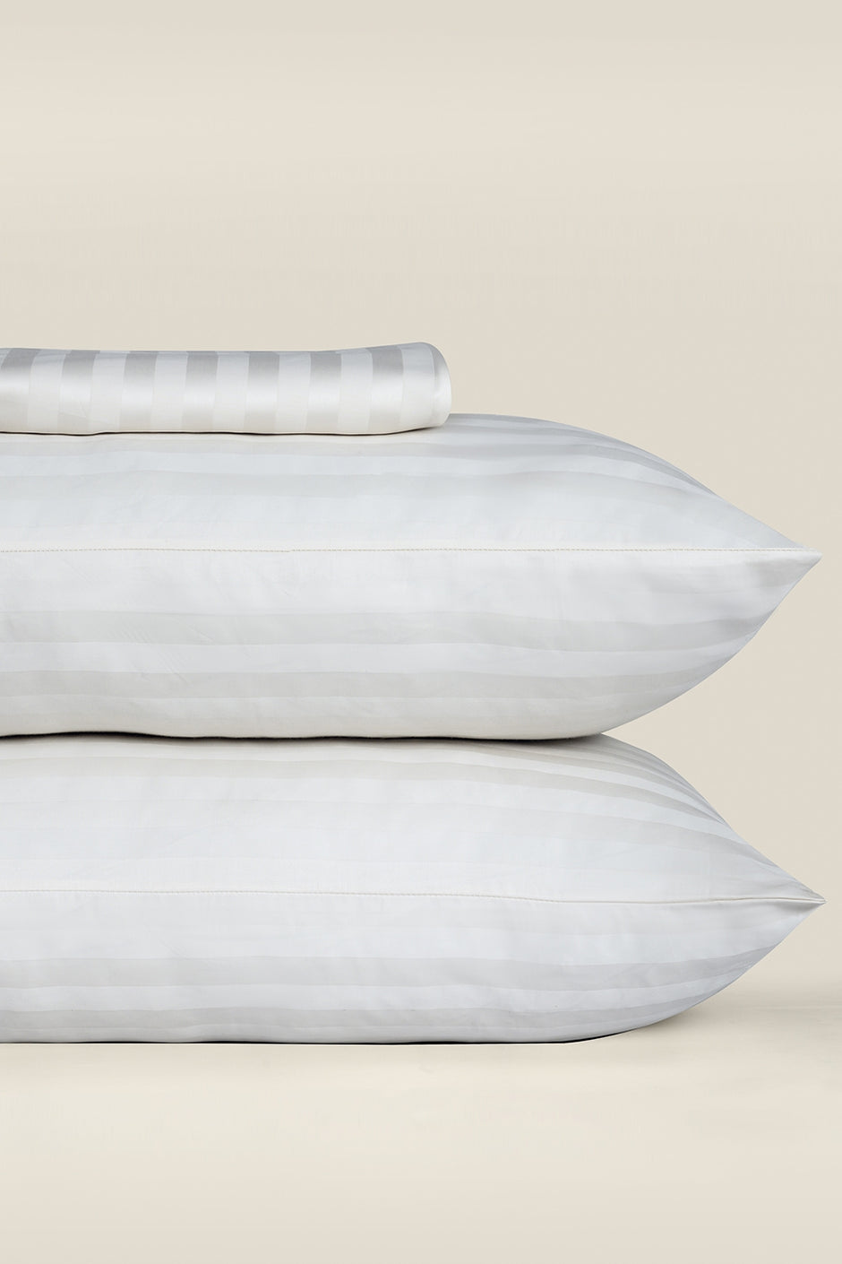 White Stripe Satin T-250 Bed Sheet Set 24