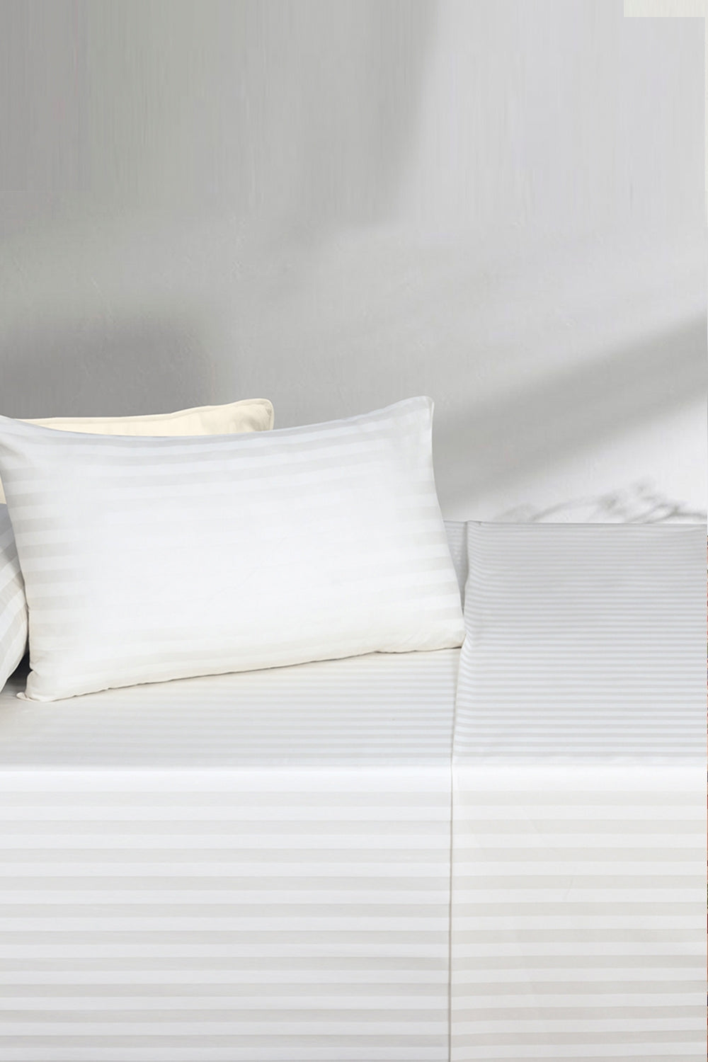 White Stripe Satin T-250 Bedsheet Set 25