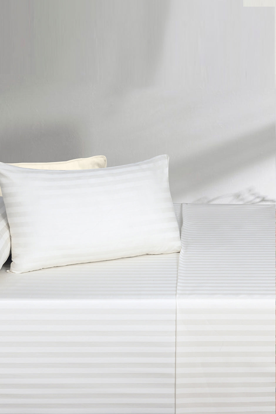 White Stripe Satin T-250 Bedsheet Set 25