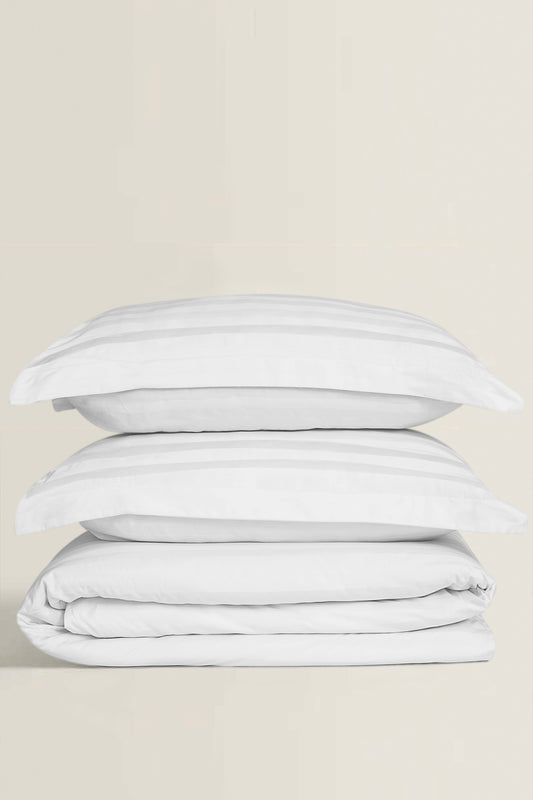 White Stripe Satin T-250 Quiltcover Set 25
