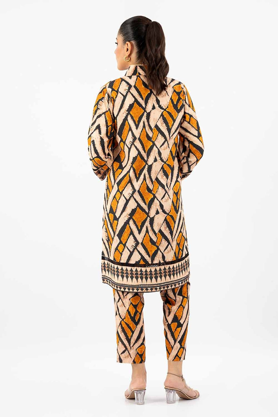 2 Piece Unstitched Printed Karandi Suit