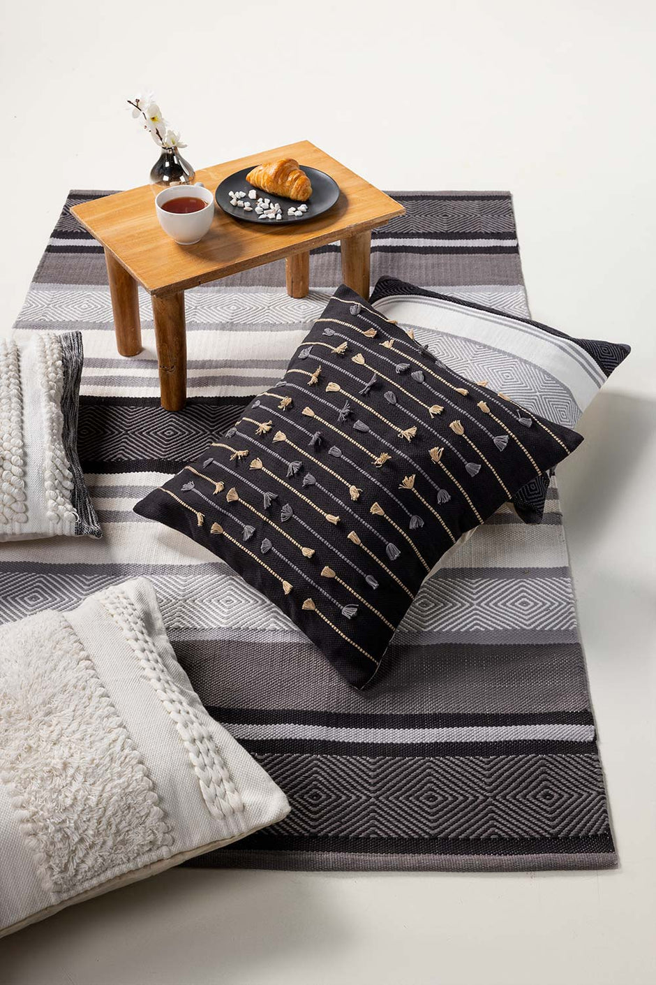 Woven-011 Cushion Cover