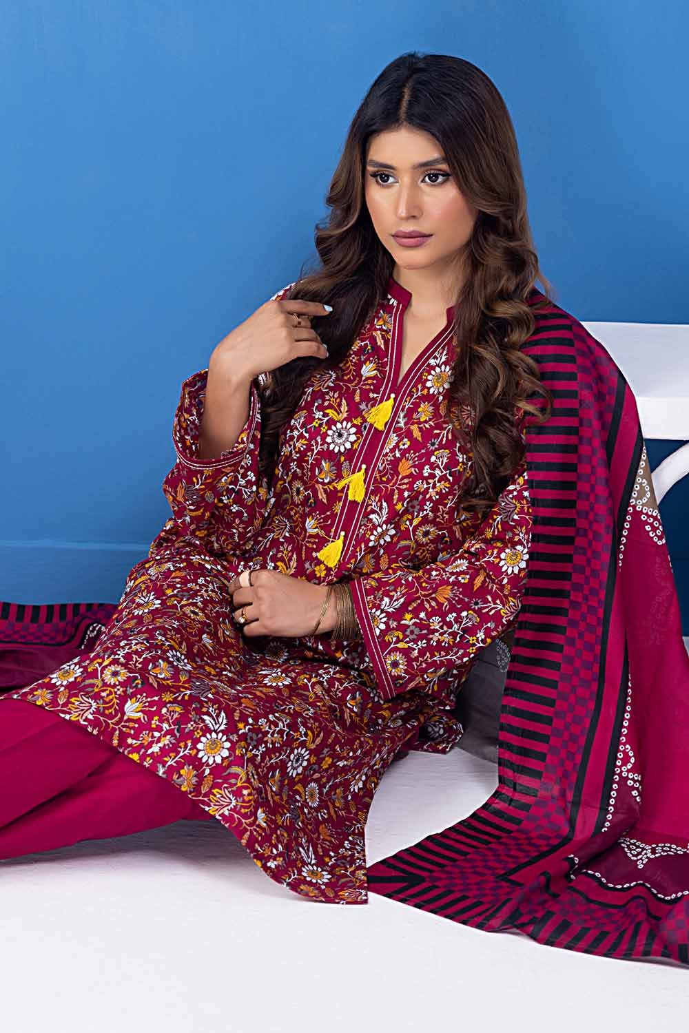 3 Piece Printed Lawn Unstitched Suit CLP-32135 B