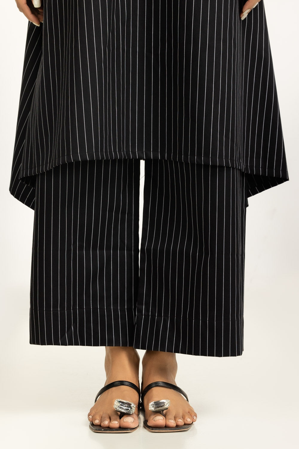 Yarn-dyed Stripe Embroidered Co-Ord Set IPST-55274