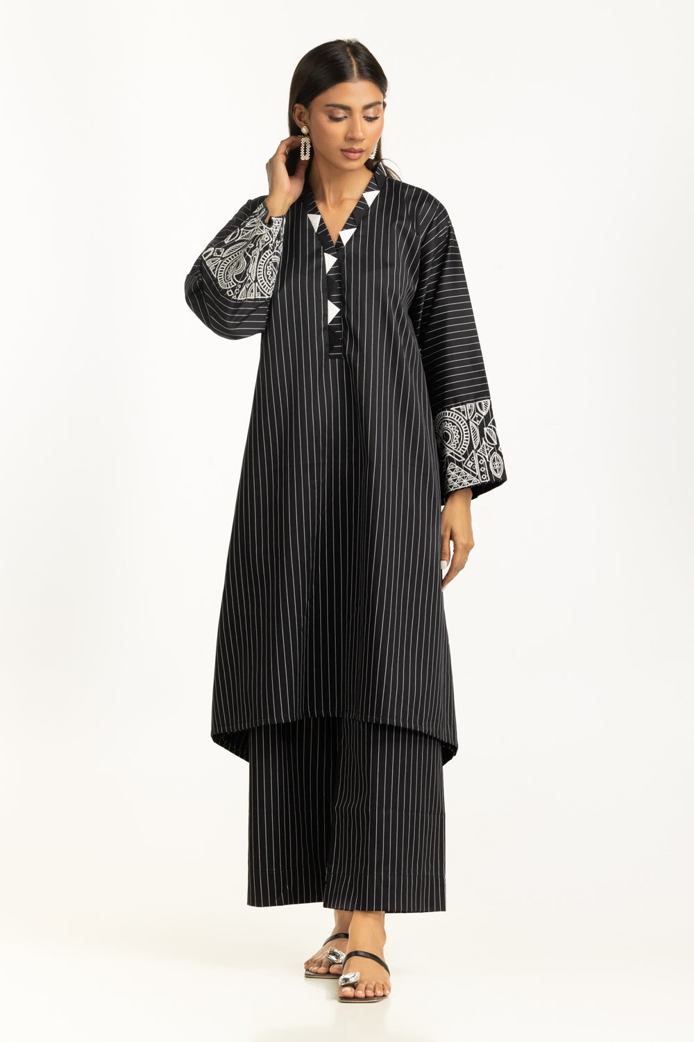 Yarn-dyed Stripe Embroidered Co-Ord Set IPST-55274